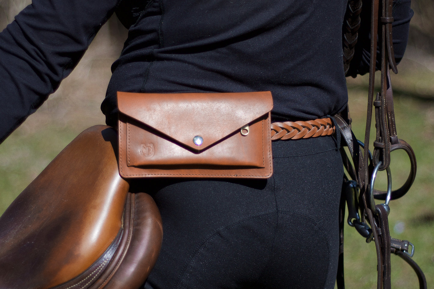Rust Leather Belt Bag – Equestrian Phone Holder for Riding & Everyday Wear