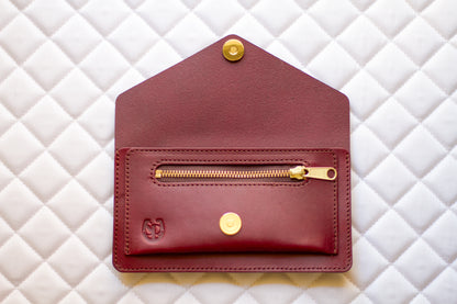 Burgundy Leather Belt Bag – Equestrian Phone Holder for Riding & Everyday Wear