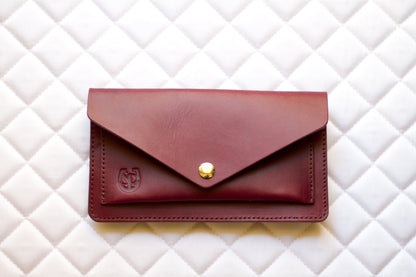 Burgundy Leather Belt Bag – Equestrian Phone Holder for Riding & Everyday Wear