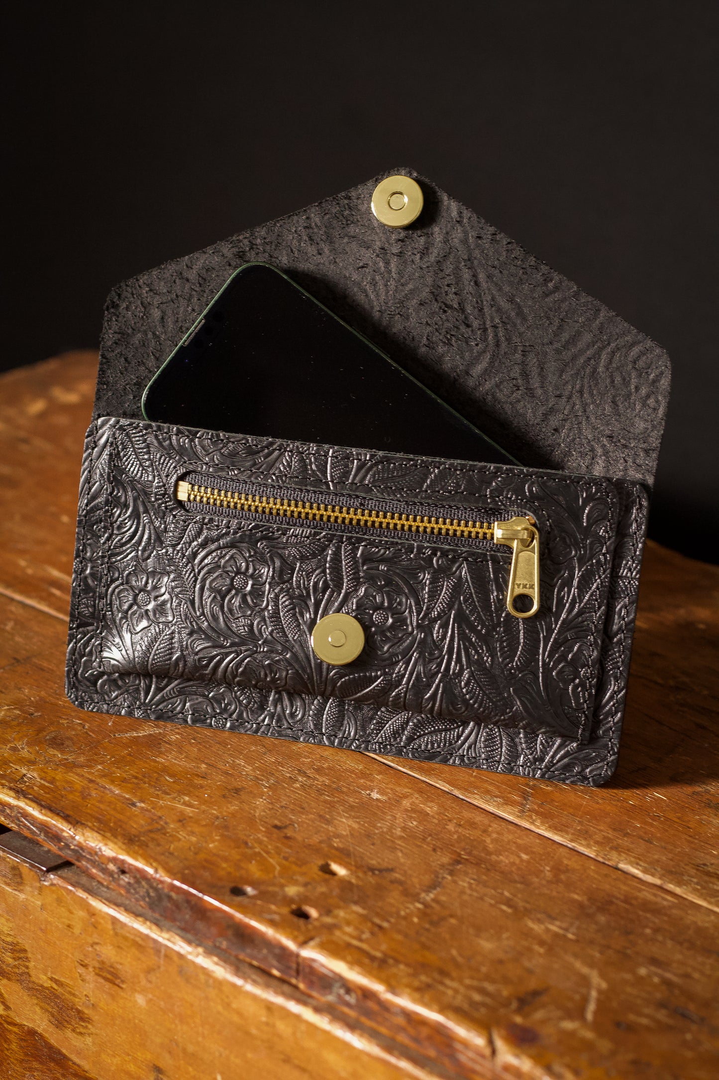 Black Floral Leather Belt Bag – Equestrian Phone Holder for Riding & Everyday Wear